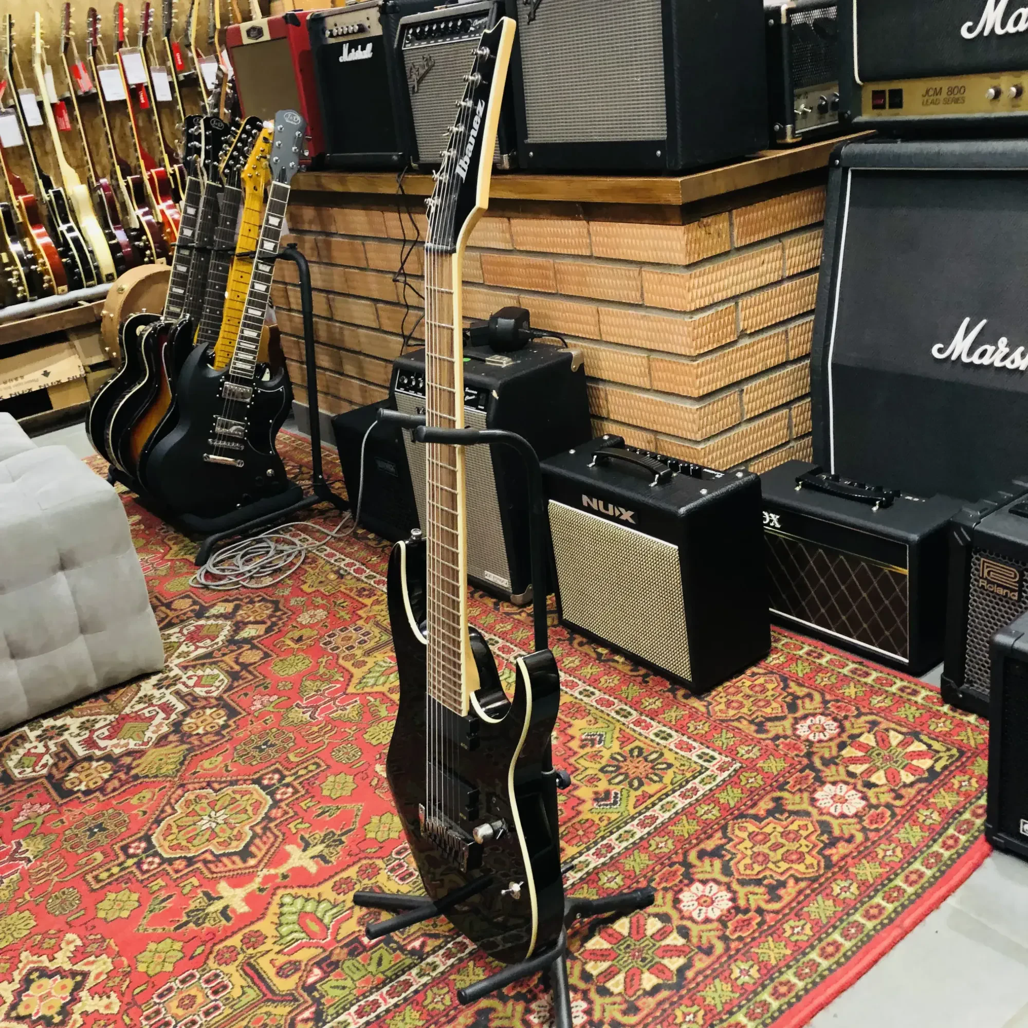 Изображение №6