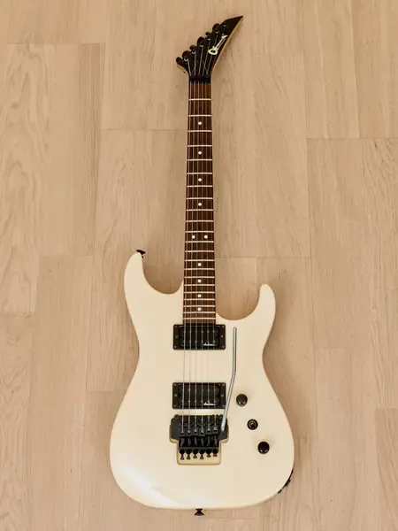 Электрогитара Charvel by Jackson DK-065-HH Superstrat Snow White w/gigbag Japan 1989