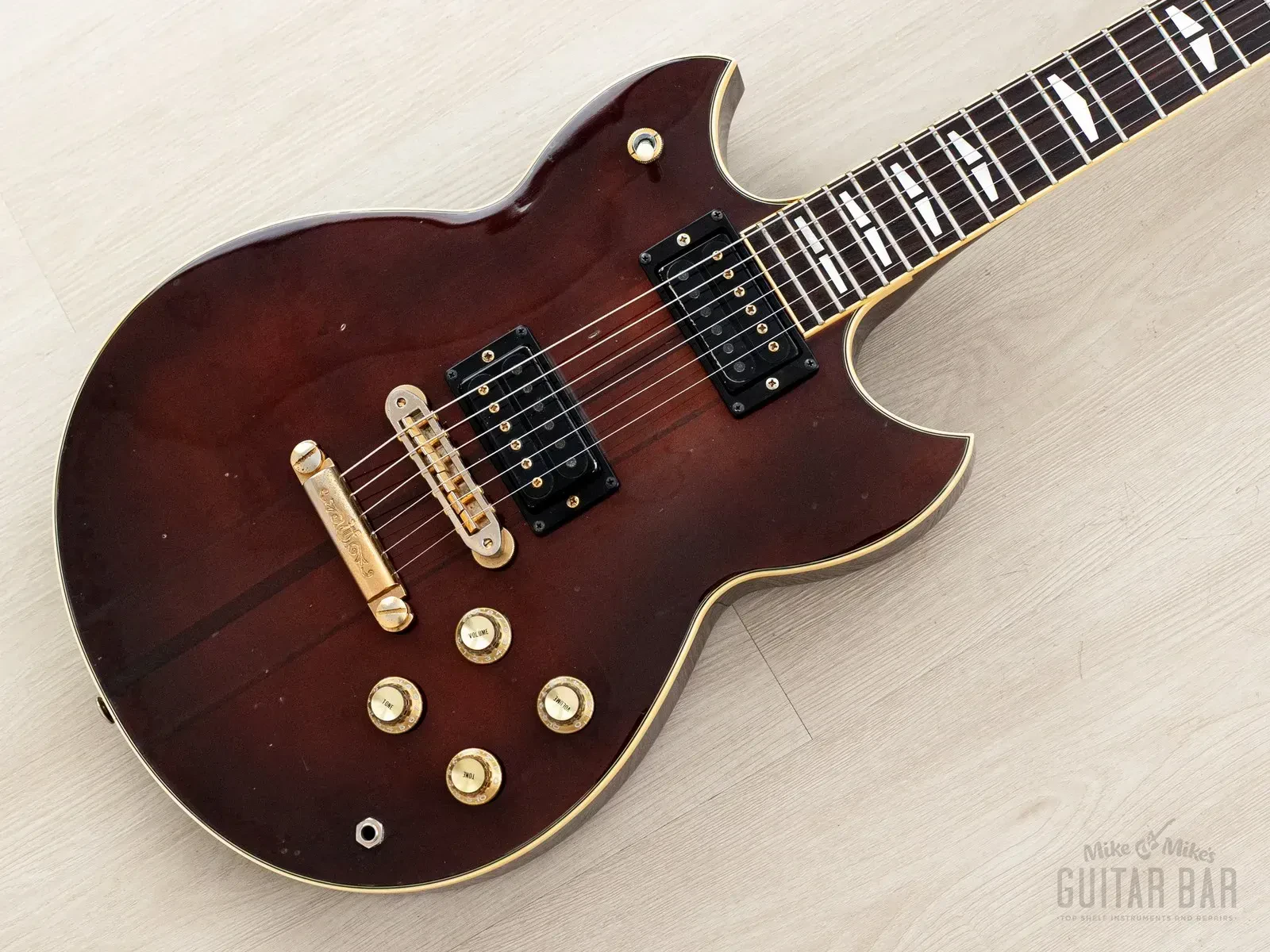 Б/У Электрогитара Yamaha SG1500 махагон, сквозной гриф, 1982, с кейсом