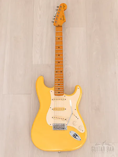 Электрогитара Fender Custom Edition Yngwie Malmsteen Stratocaster ST57-140YM SSS Pearl Yellow White w/case Japan 1995