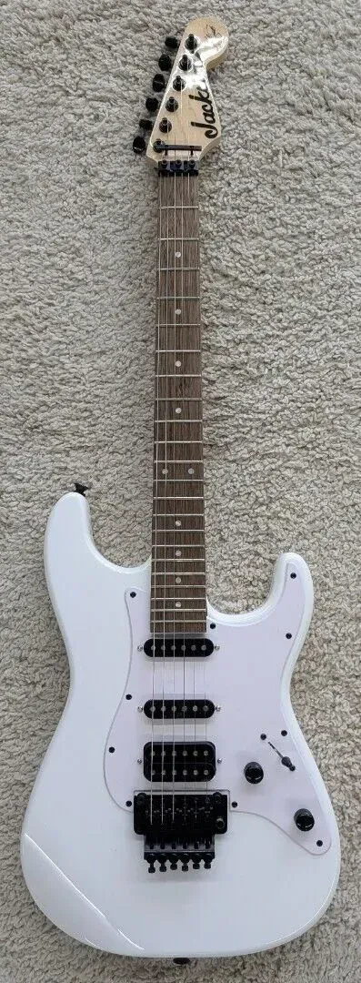 Jackson X Series Signature Adrian Smith (Iron Maiden) SDX,  Guitar - White