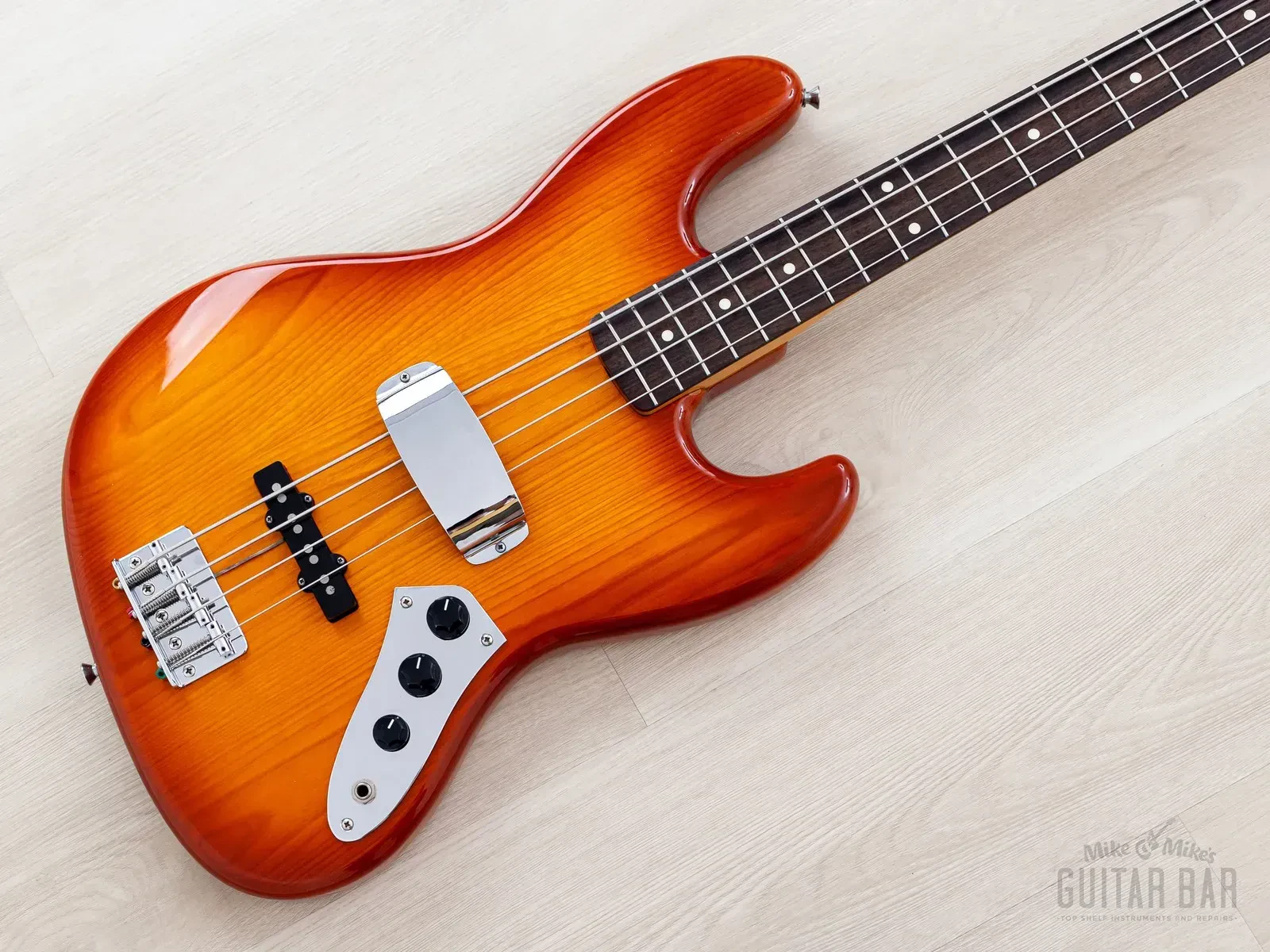 Б/У Бас-гитара Fender Jazz Bass '62 JB62, 1991, Japan, MIJ, Fujigen