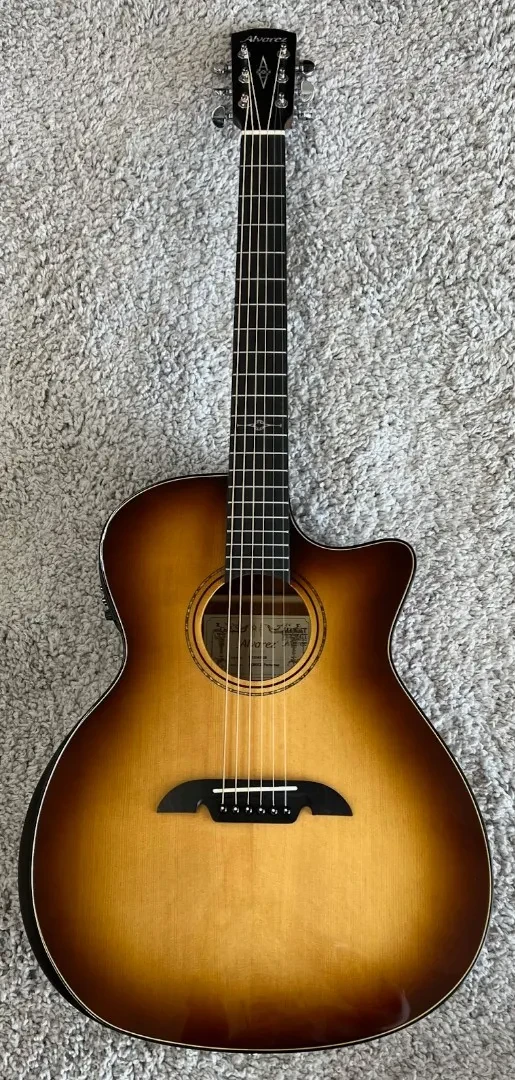 Б/У Электроакустическая гитара Alvarez AG60CE Performer Grand Auditorium Shadowburst с вырезом