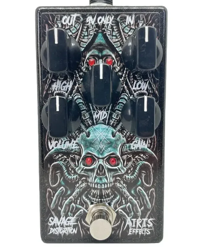 Педаль эффектов для электрогитары Airis Effects Savage Distortion