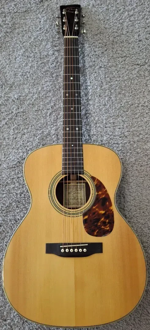 Recording King Deluxe All Solid 000 Size Aged Adirondack Spruce/Rosewood Guitar