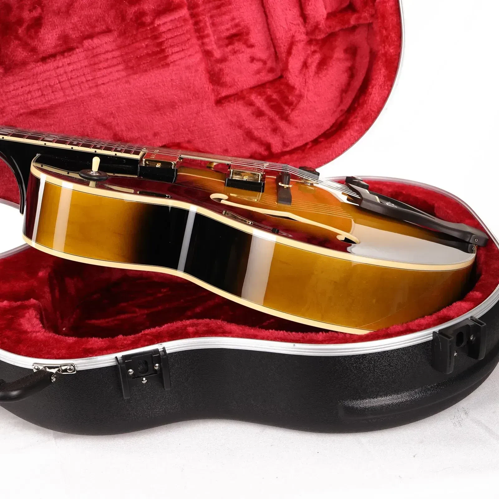 Изображение №6