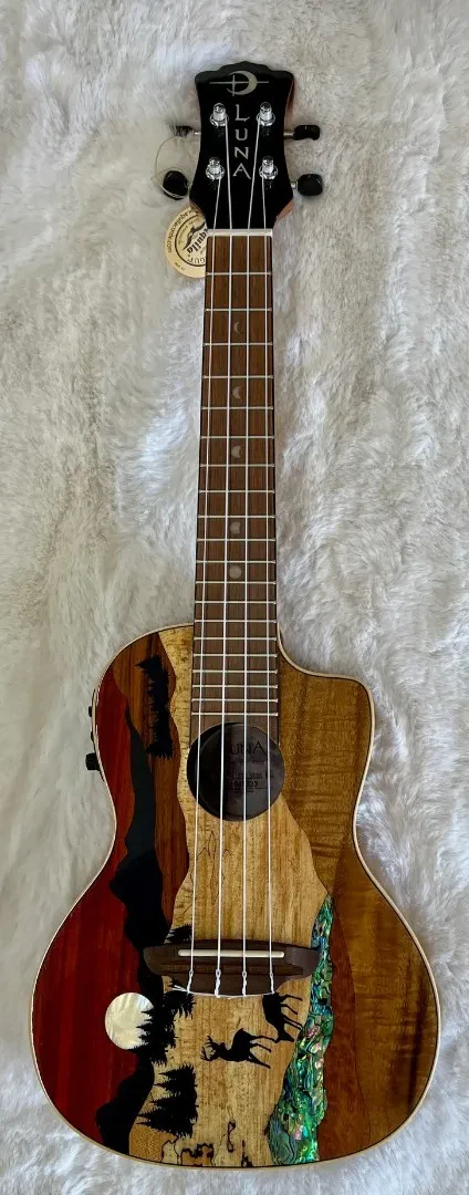 Luna Guitars Vista Deer Tropical Wood Concert Acoustic-Electric Ukulele Gloss