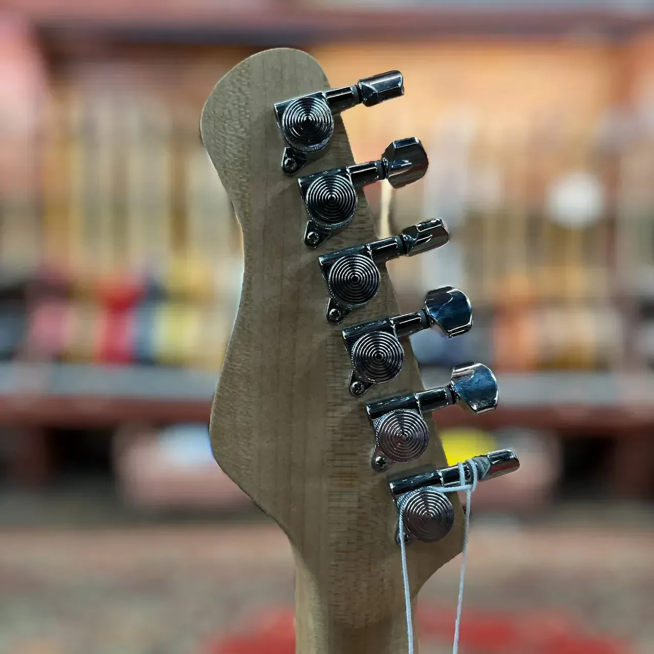 Изображение №6