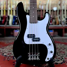 Бас-гитара DeMarco DMPB200 Precision Bass Black