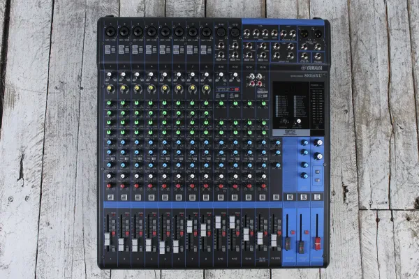 Yamaha MG16XU 16 Channel Analog Stereo Mixer Internal Power Supply and Effects