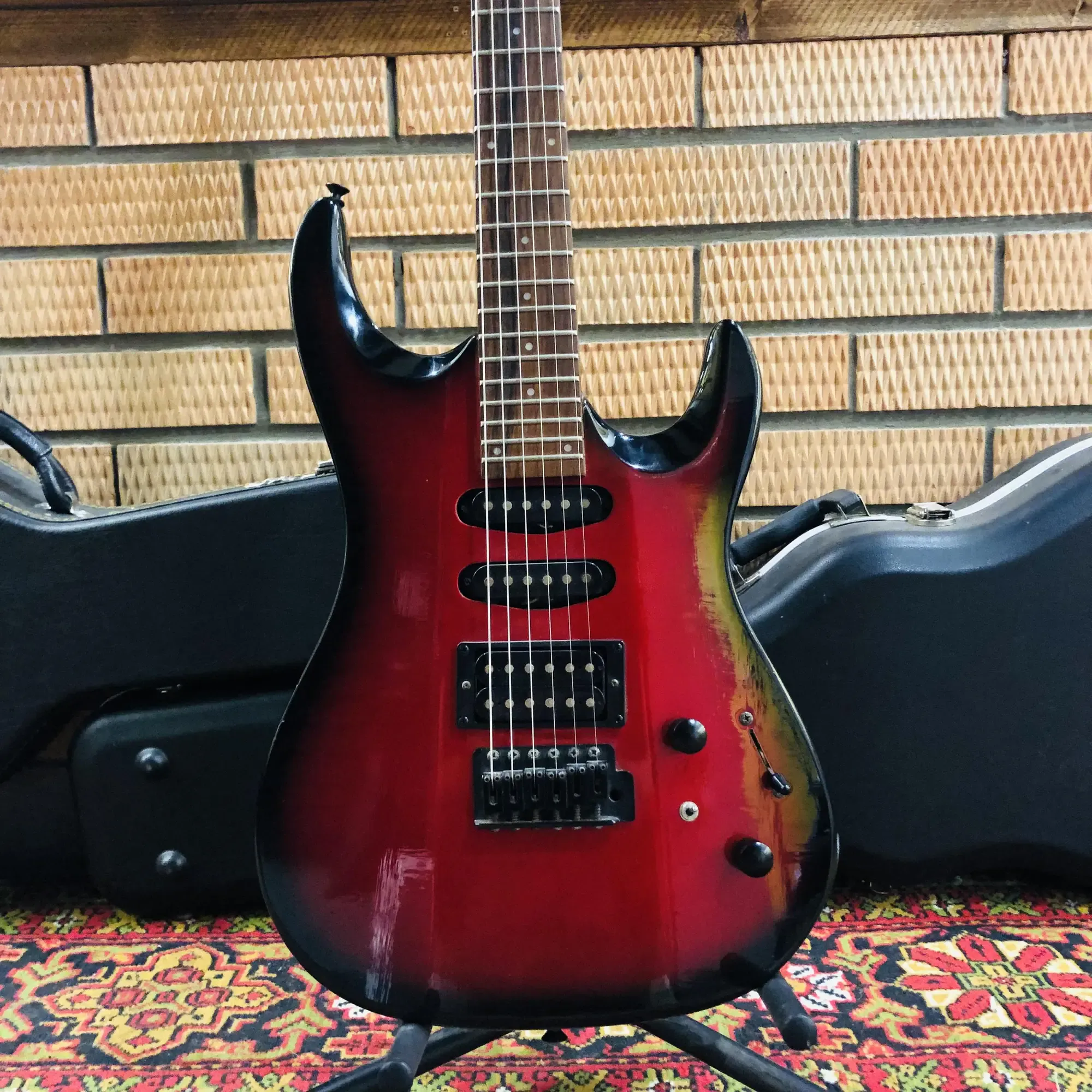 Электрогитара Aria Pro II RMA-450 Magna HSS Red Korea 2000s