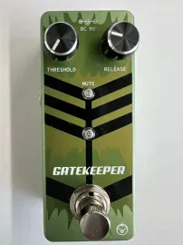 Педаль эффектов для электрогитары Pigtronix Gatekeeper Micro Hum Eliminator Noise Gate