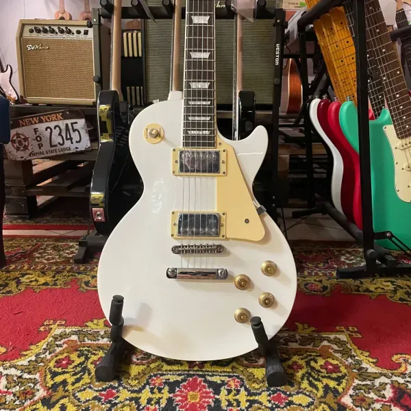 Электрогитара DeMarco DMLP Les Paul HH White Уценка (скол, трещина в основании грифа)