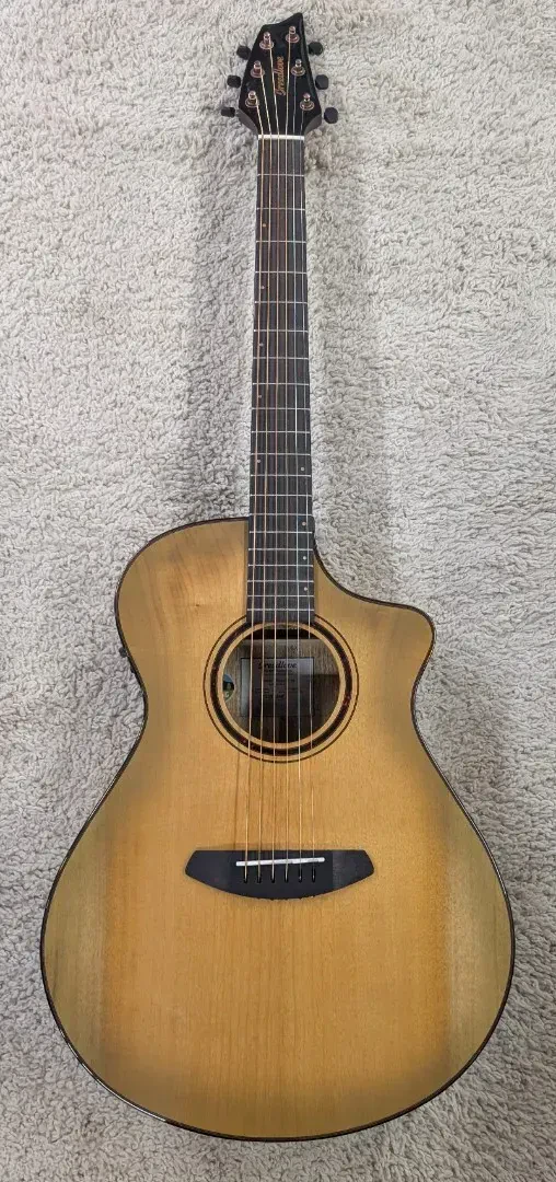 Breedlove Pursuit Exotic S Concert Sweetgrass CE Myrtlewood Acoustic-Elec Guitar
