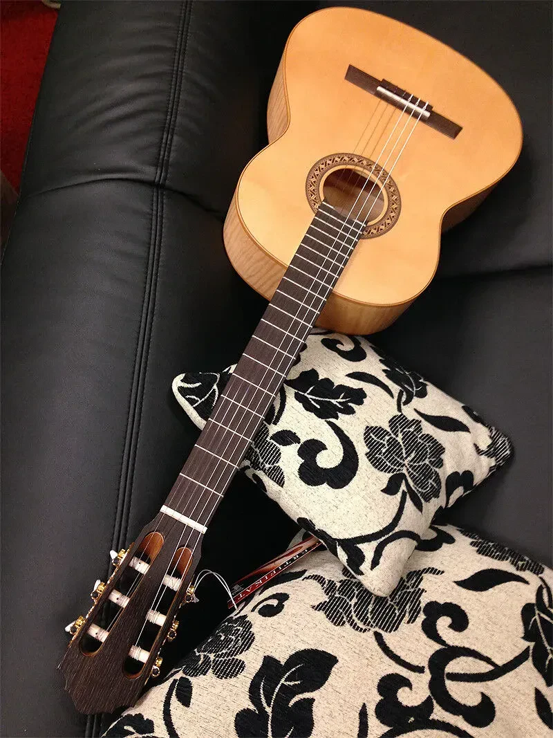 Классическая гитара Höfner HGL7 4/4