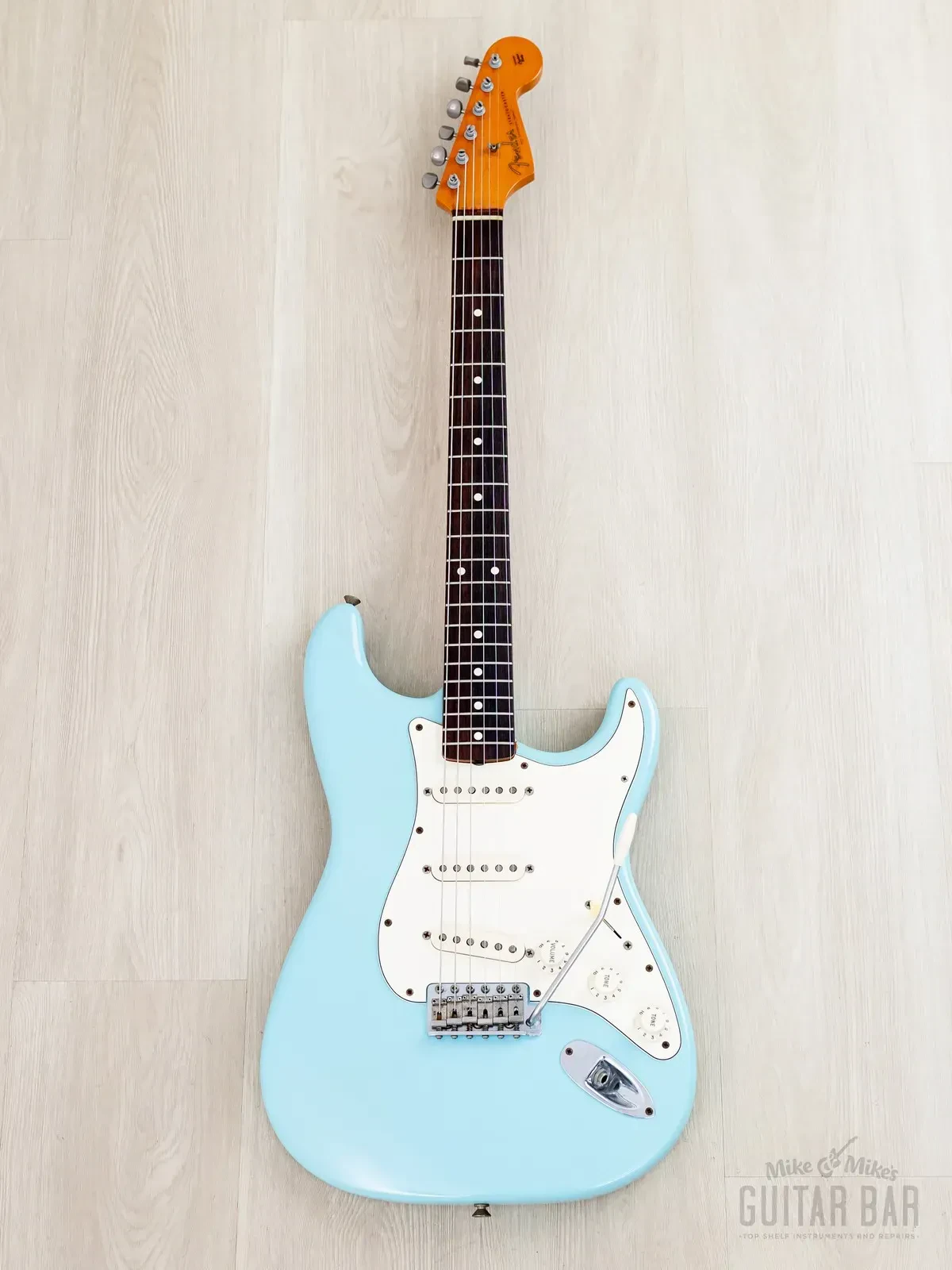 Электрогитара Fender American Vintage 1962 Stratocaster SSS Satin Sonic Blue w/case USA 1998