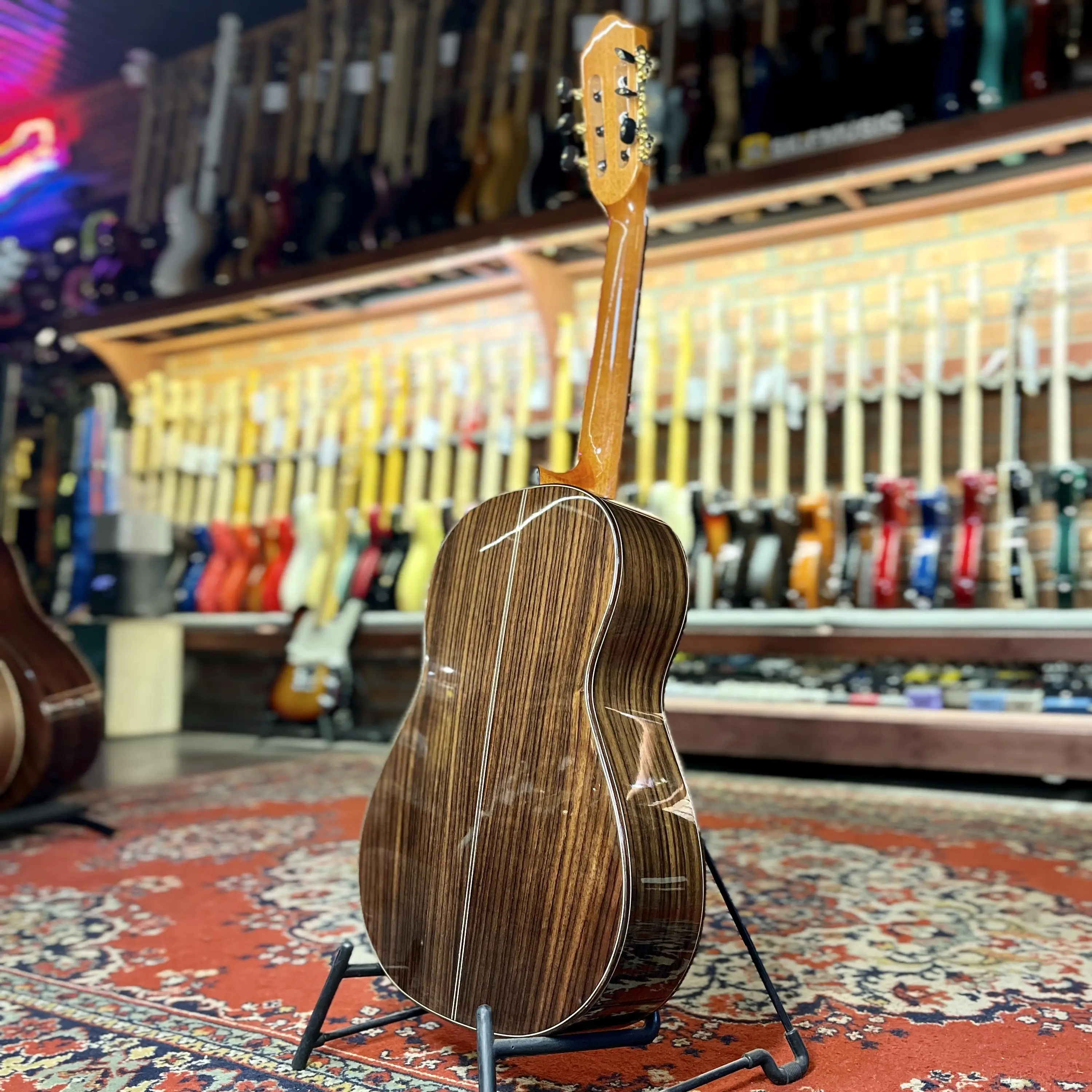 Изображение №6