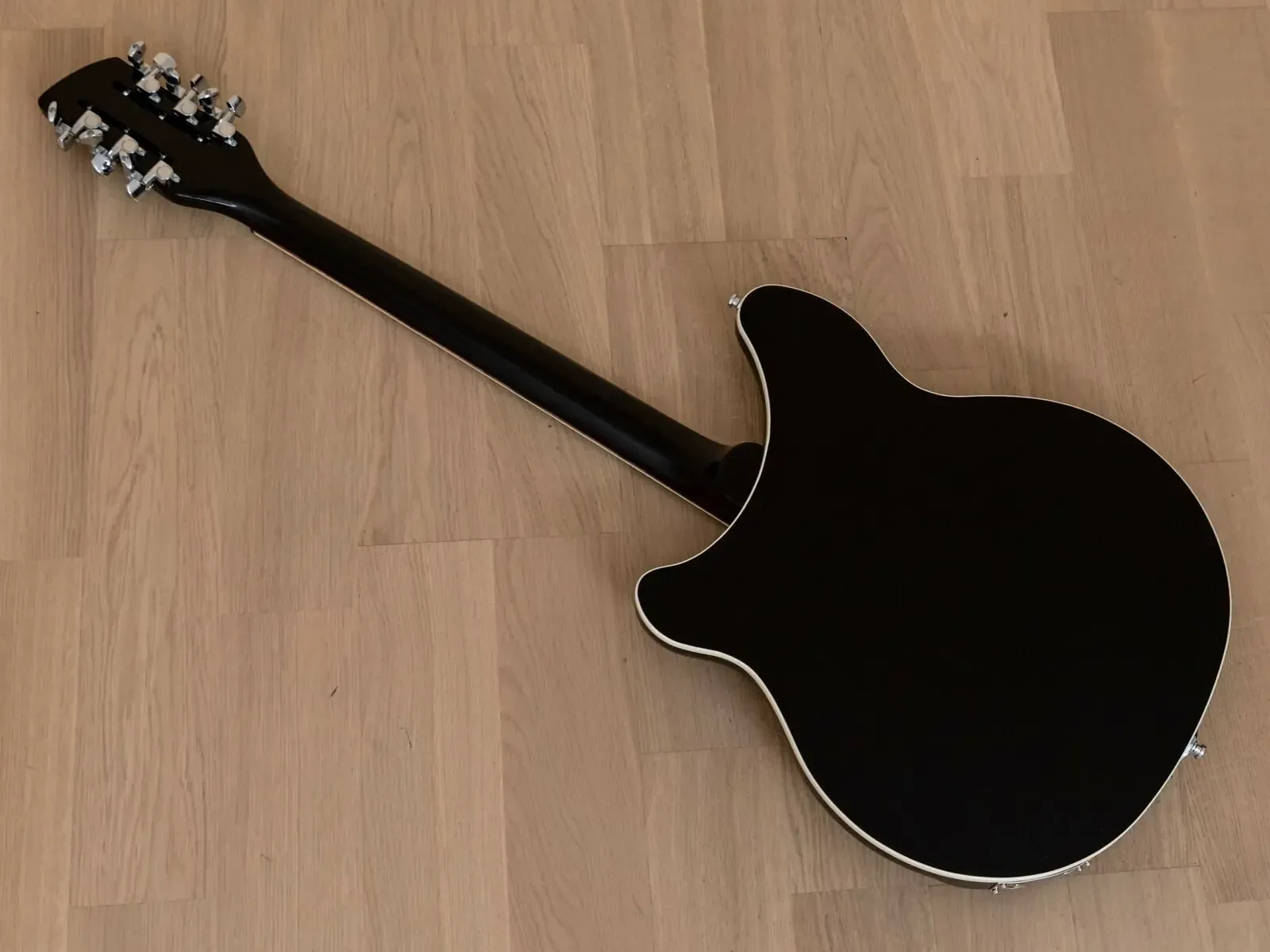 Изображение №10