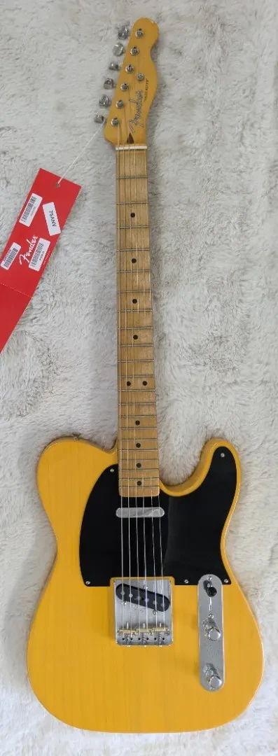 Fender 75th Anniversary Vintera Road Worn 1951 Telecaster, Butterscotch w/Case