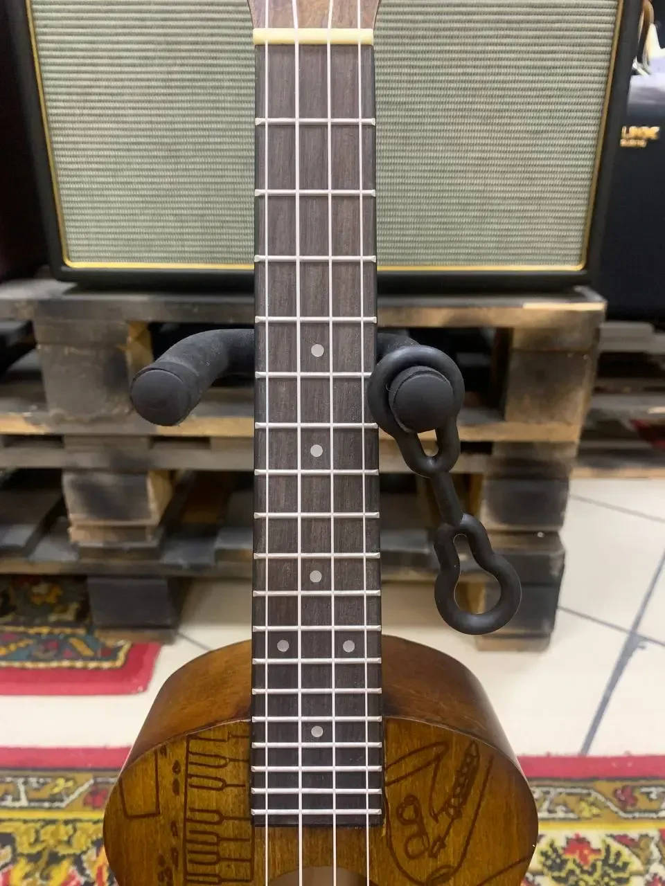 Изображение №6