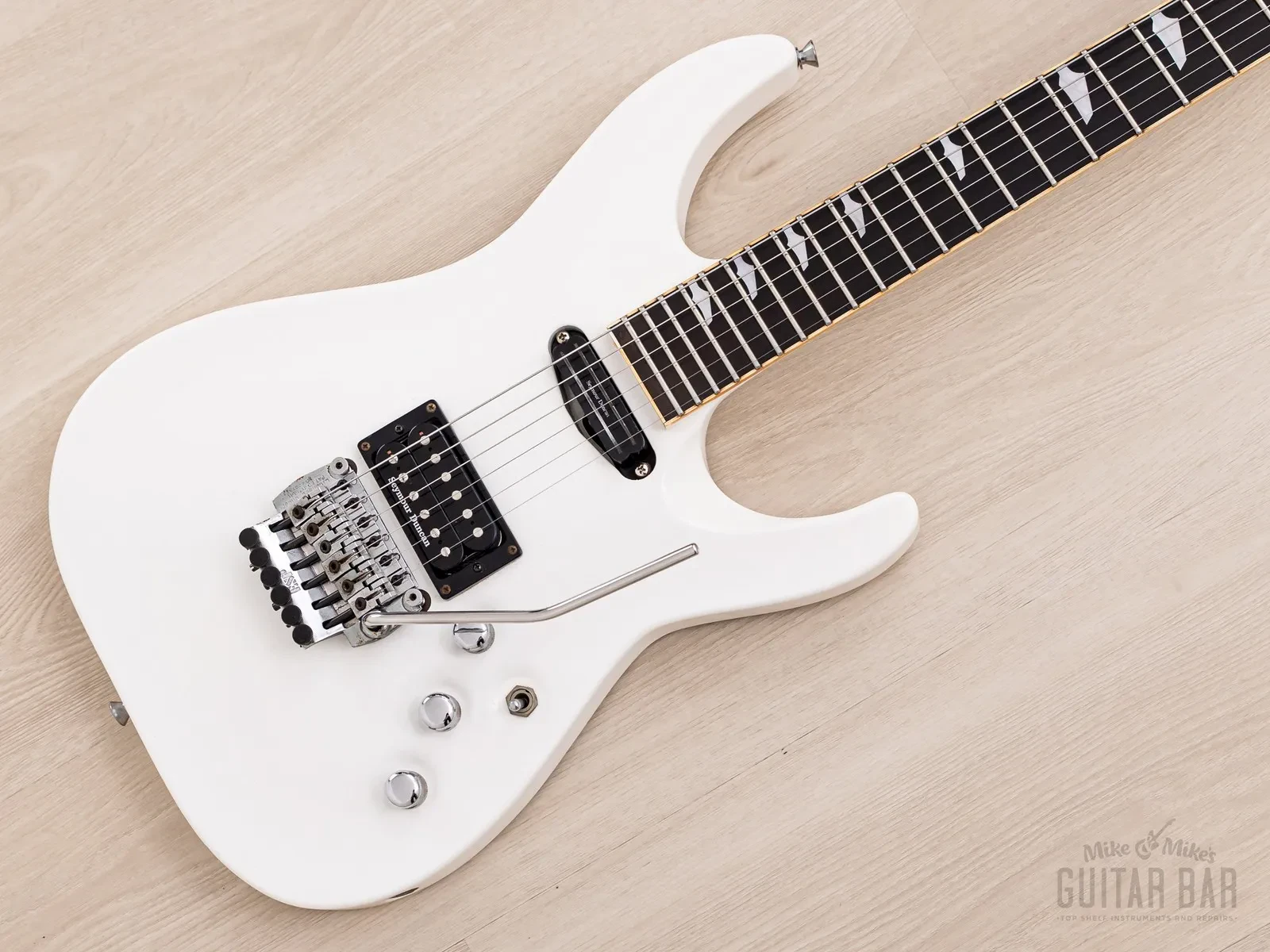 Б/У Электрогитара ESP Horizon Custom белая, сквозной гриф, Custom Shop, 1989