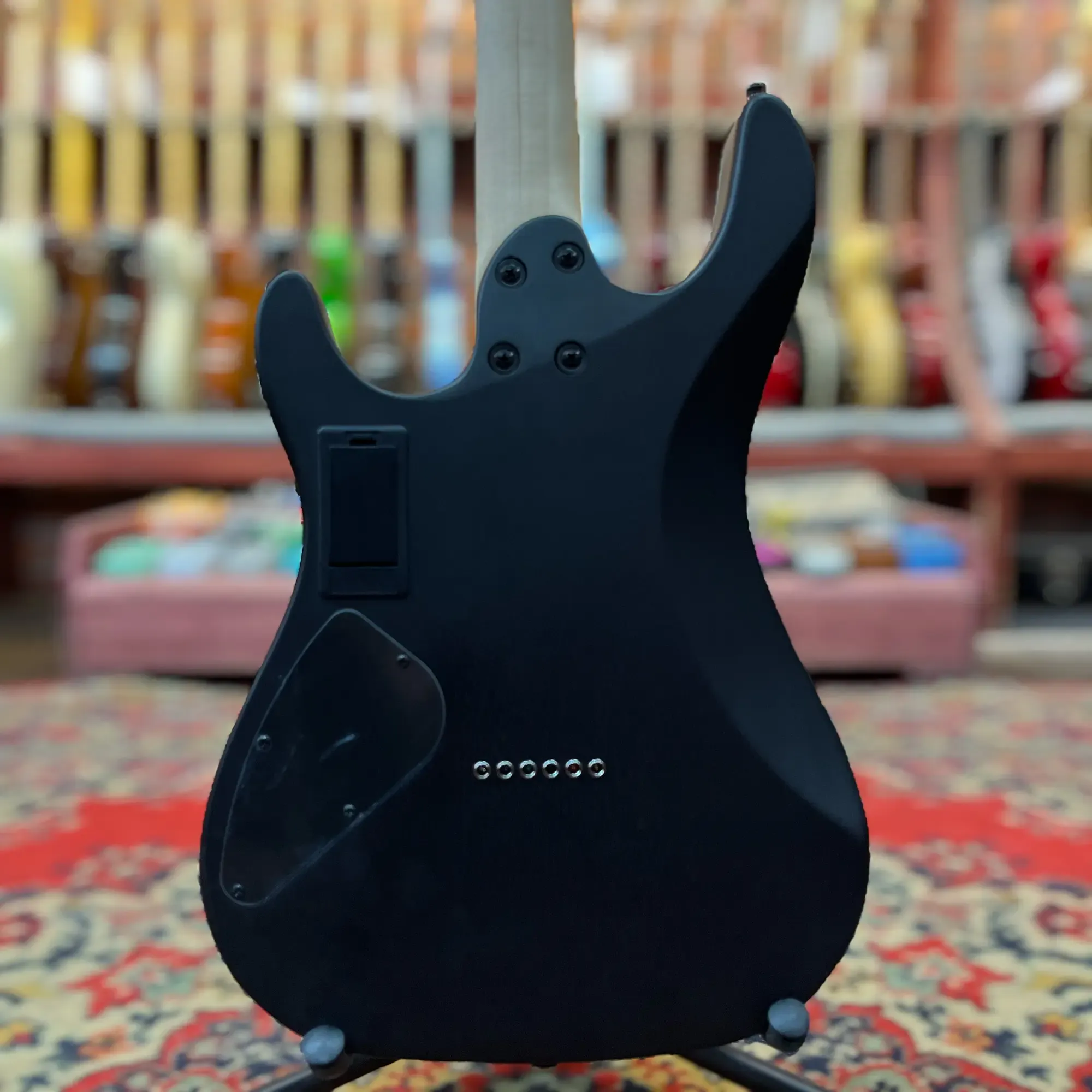 Изображение №5