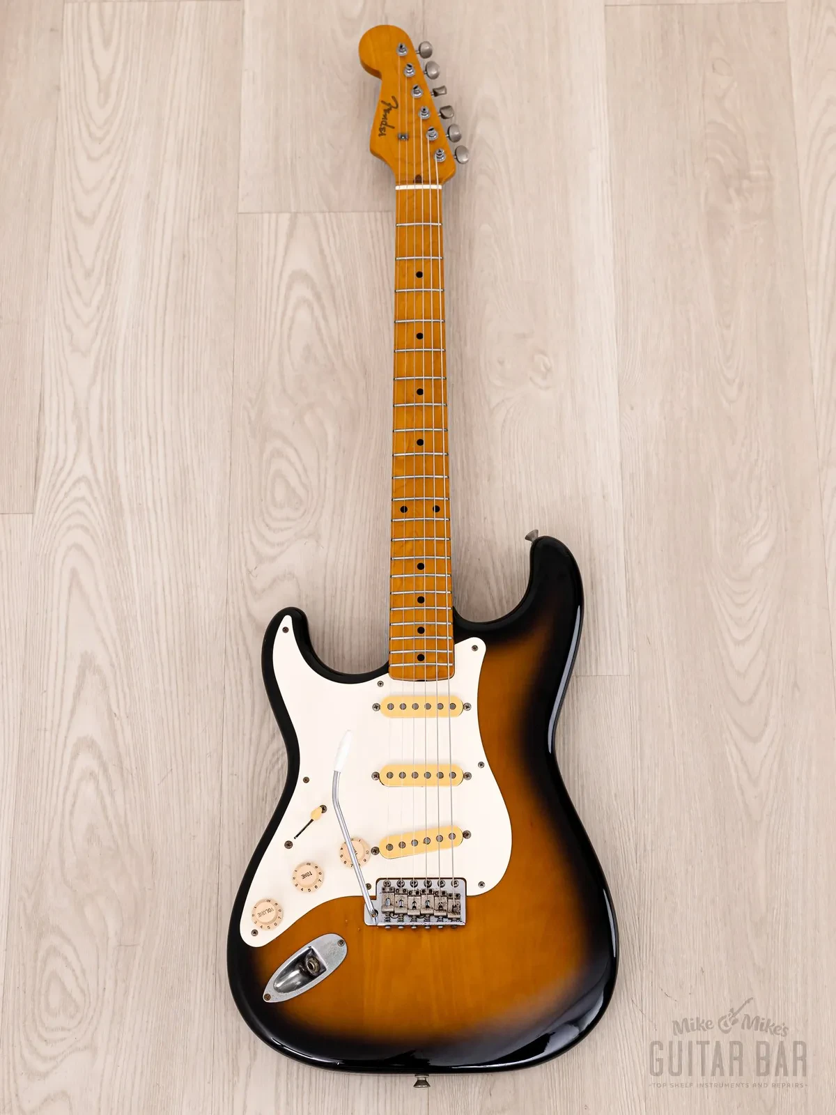 Электрогитара Fender Stratocaster 1957 Vintage Reissue ST57-65L Left-Handed SSS 2-Tone Sunburst w/case Japan 1994