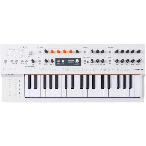 Изображение №6