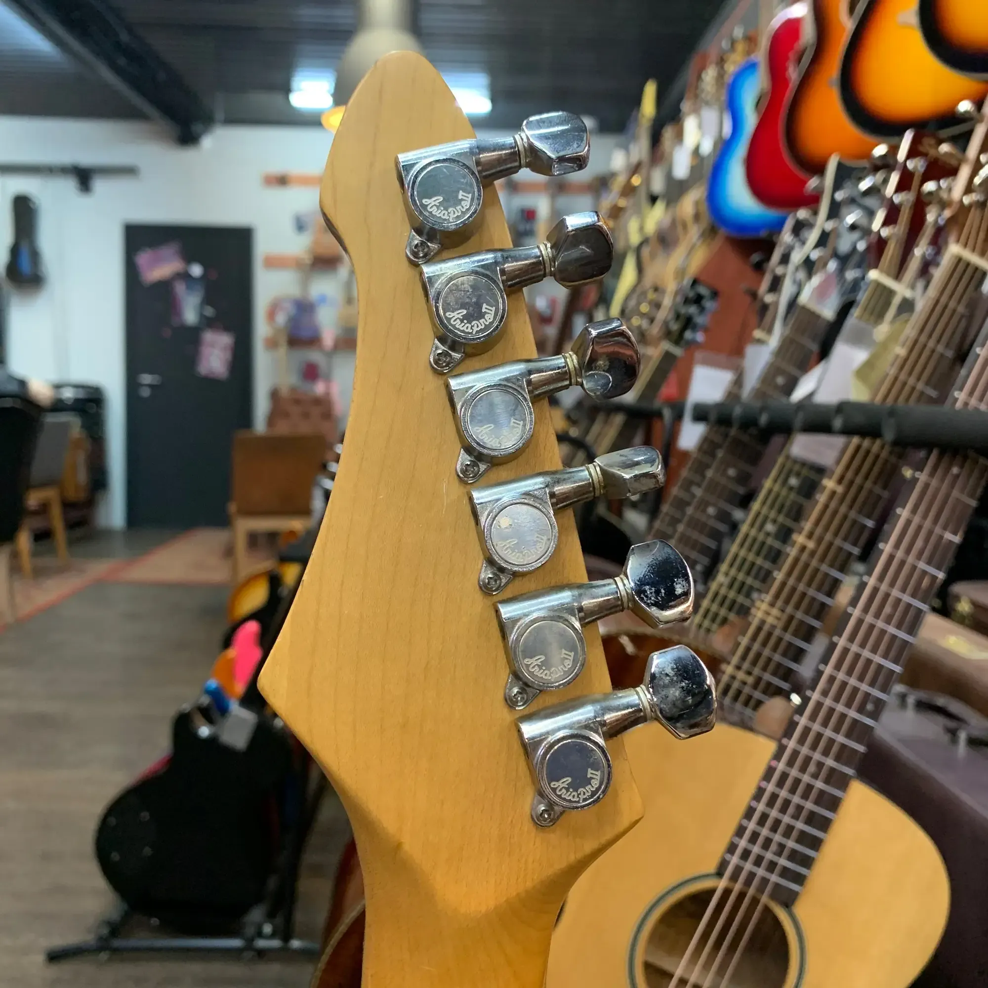 Изображение №5