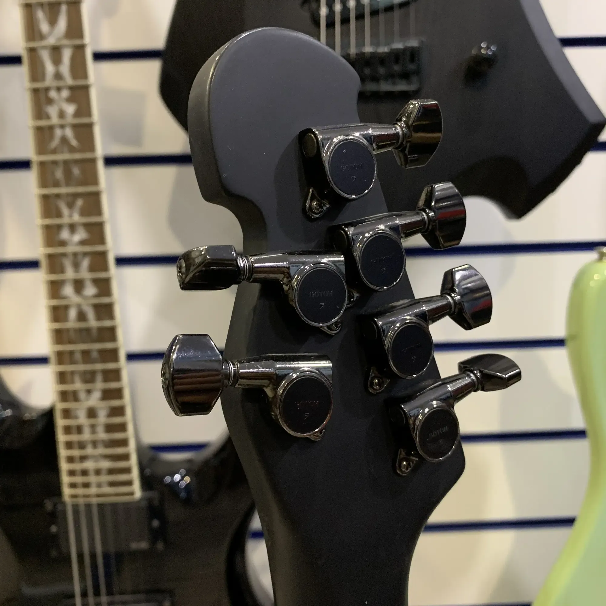 Изображение №10