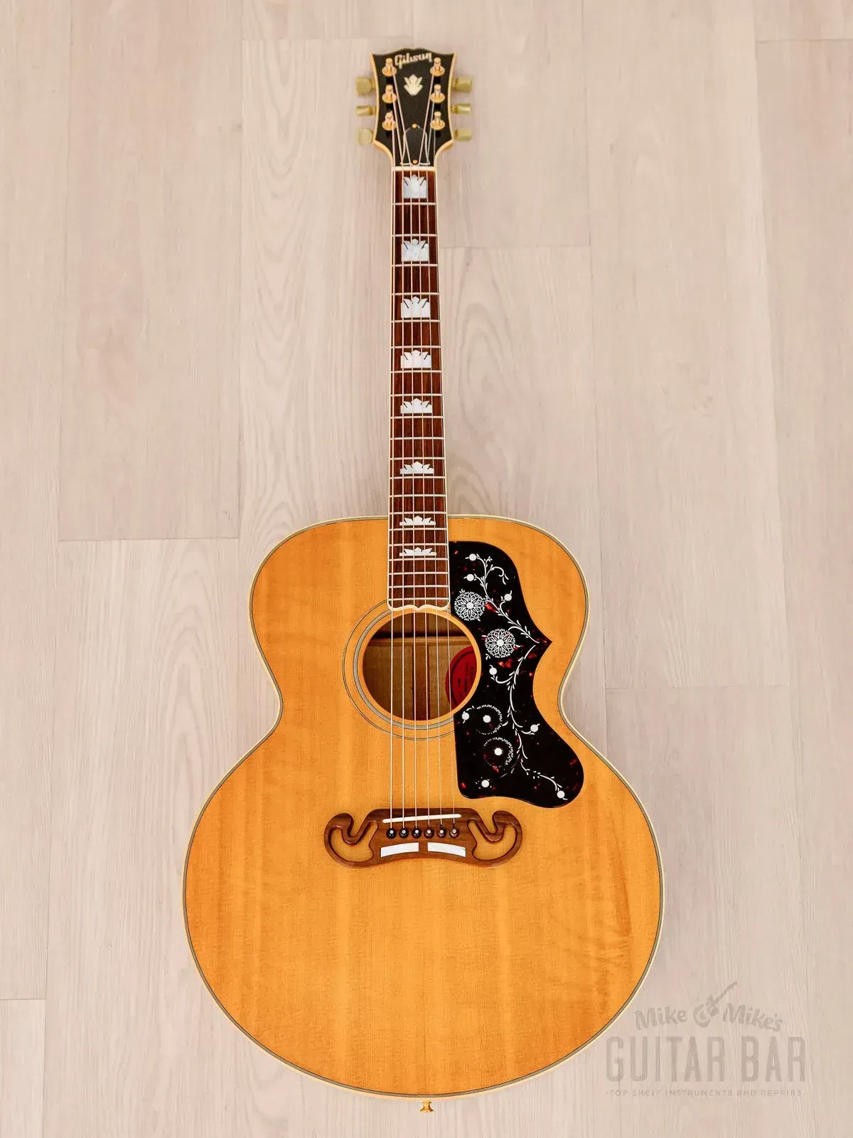 Акустическая гитара Gibson J-200 Jumbo Antique Natural w/case USA 1995