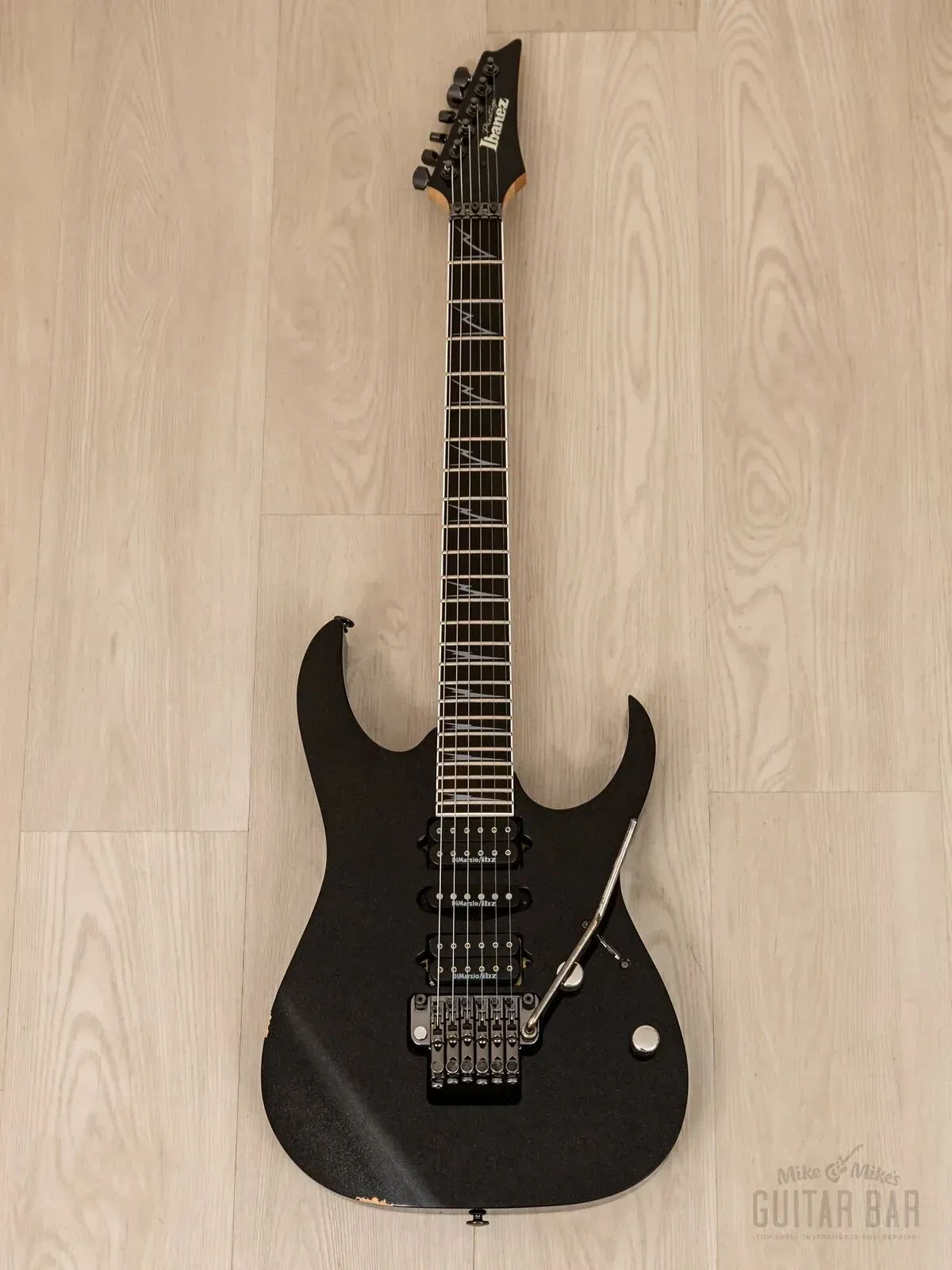 Электрогитара Ibanez RG2570Z Prestige HSH Galaxy Black w/gigbag Japan 2010