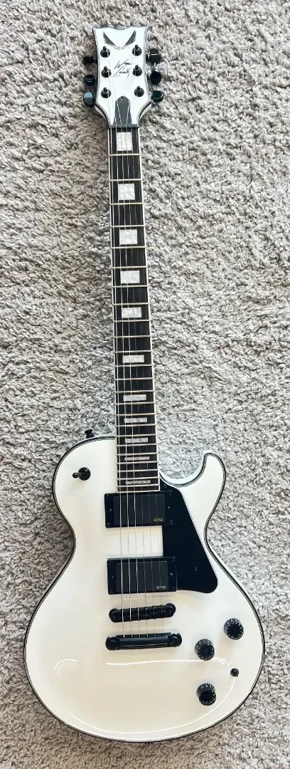 Б/У Электрогитара Dean Guitars Thoroughbred Wayne Lozniak Signature Classic White с EMG