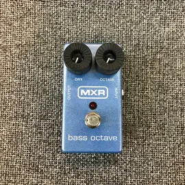 Педаль эффектов для бас-гитары MXR M88 Bass Octave Taiwan 2010s