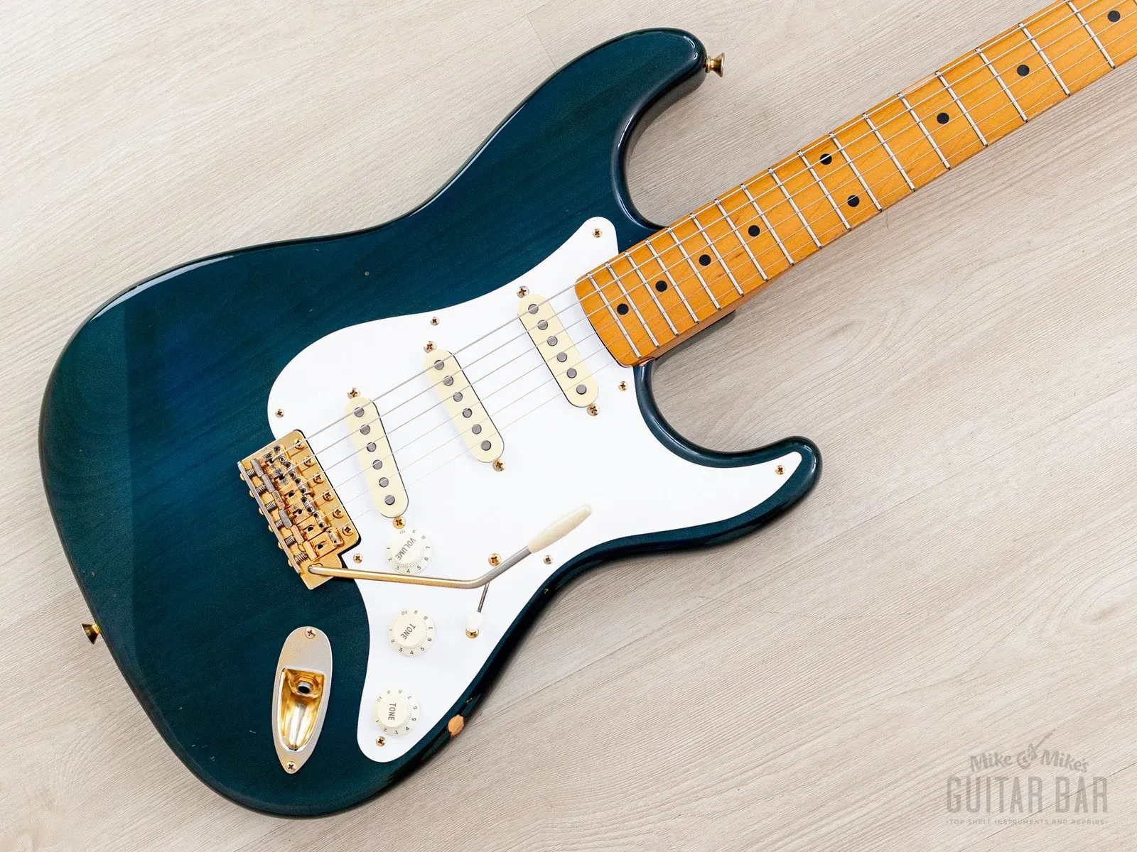 Б/У Электрогитара Fender Custom Edition '57 Stratocaster ST57G-65, 1993, золотая фурнитура, Japan (MIJ)