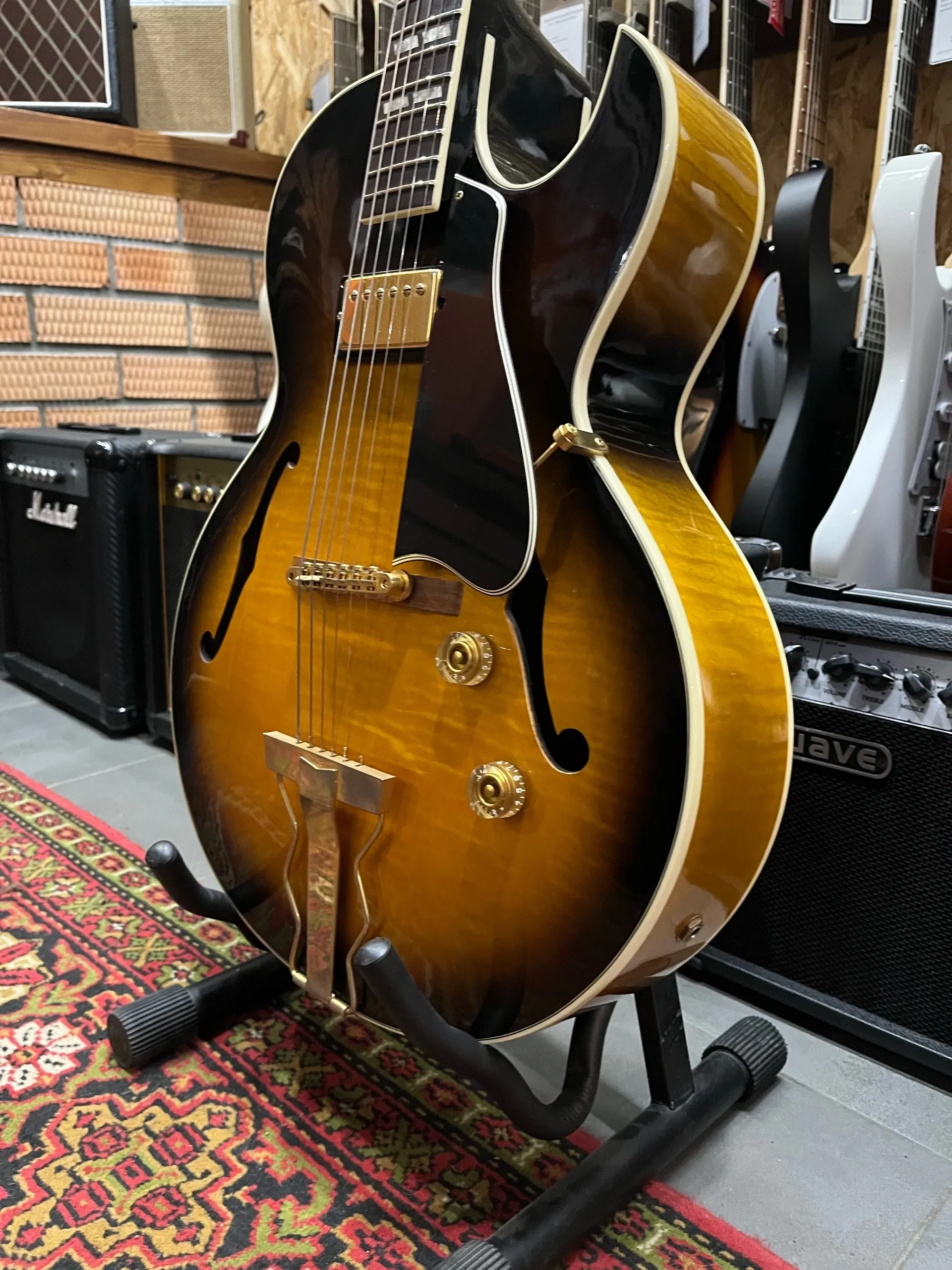 Изображение №6