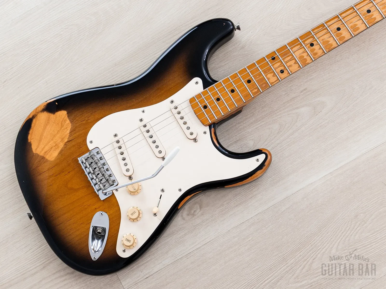 1999 Fender American Vintage ‘57 Stratocaster Sunburst w/ Custom Shop Pickups
