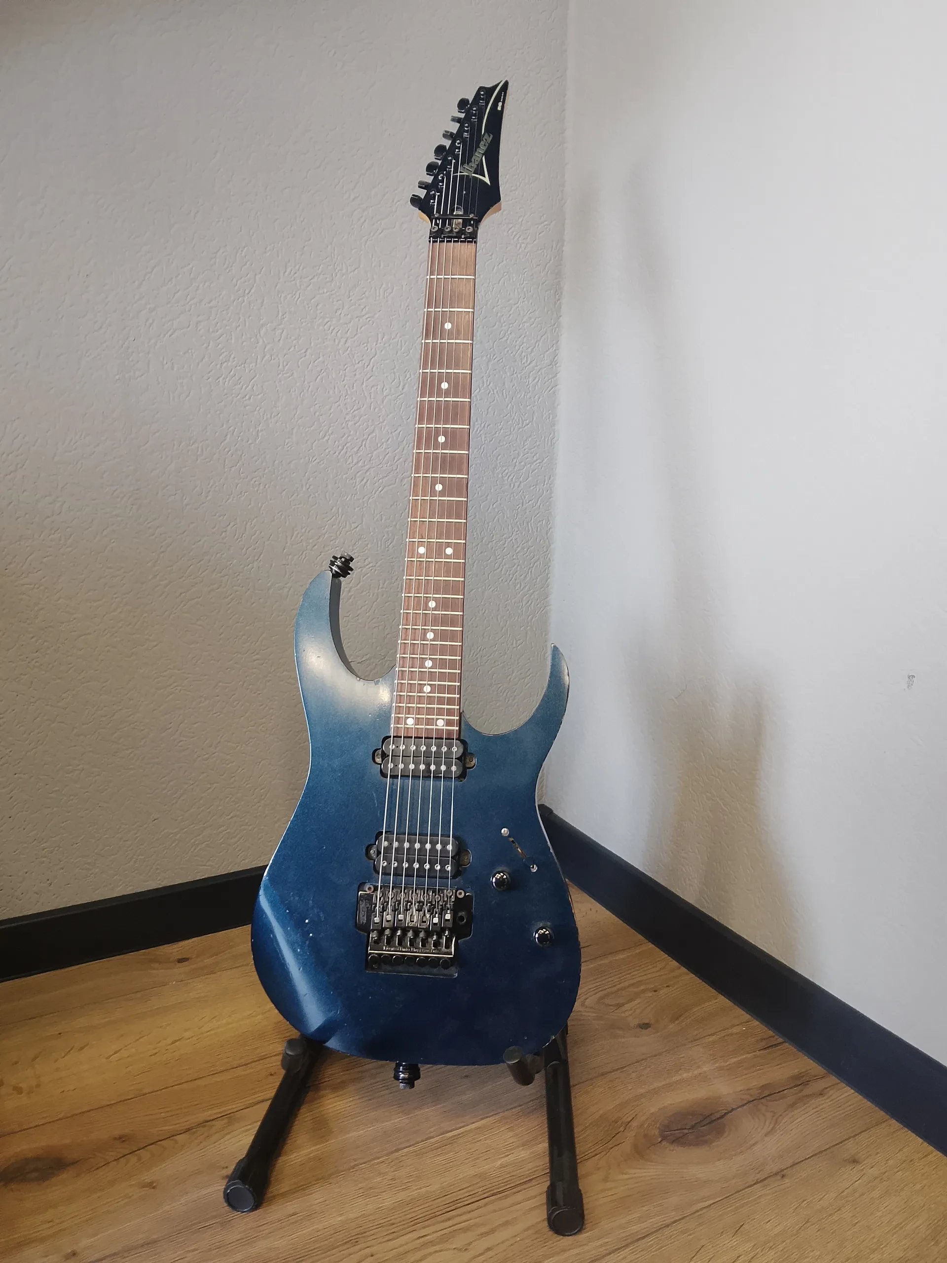 Электрогитара Ibanez RG7420 7-струнная
