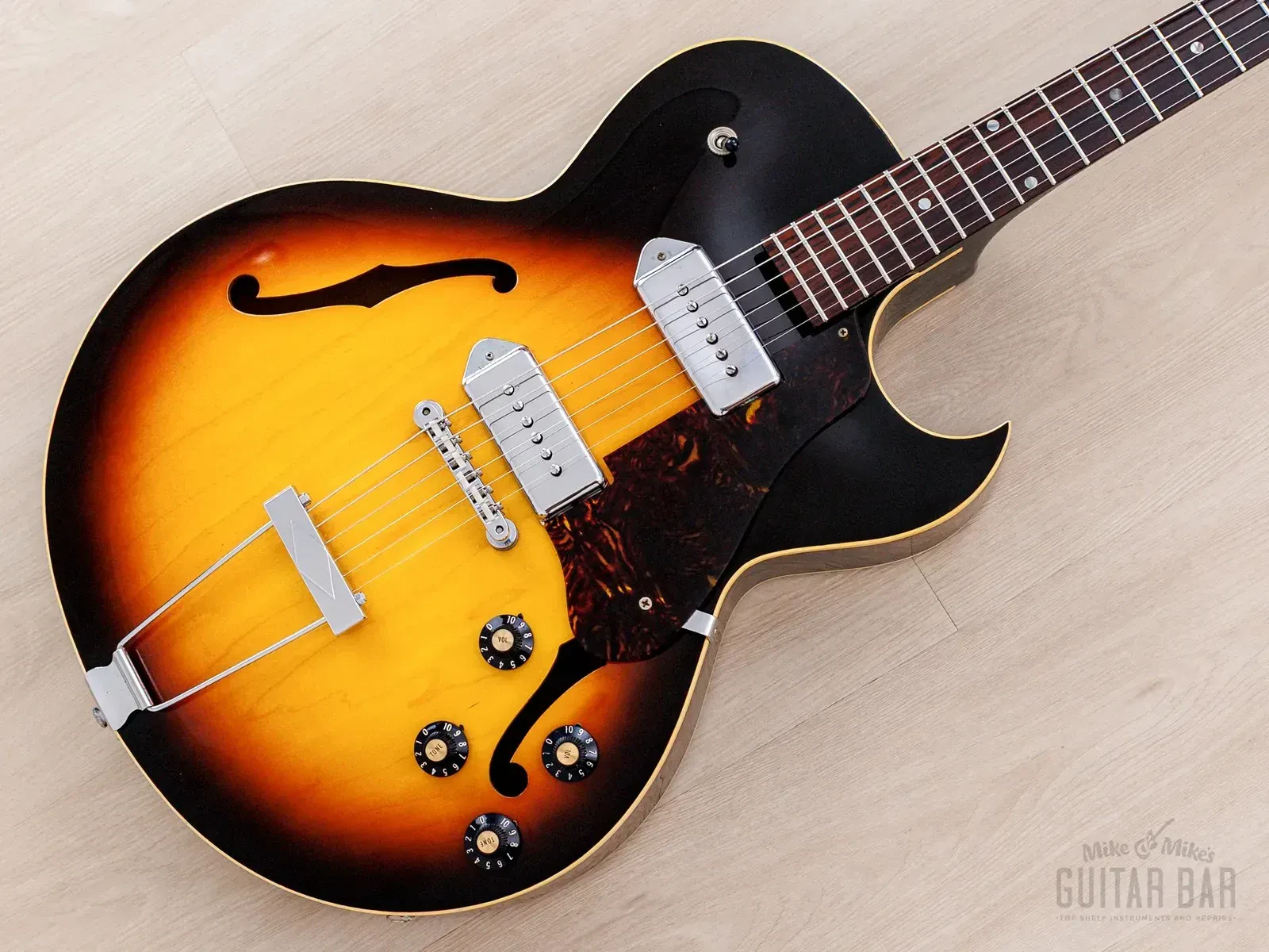 Б/У Электрогитара Gibson ES-125 DC 1968 Hollowbody Sunburst с P-90 и кейсом