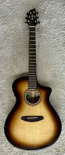 Электроакустическая гитара Breedlove Organic Artista Pro CE Burnt Amber с кейсом