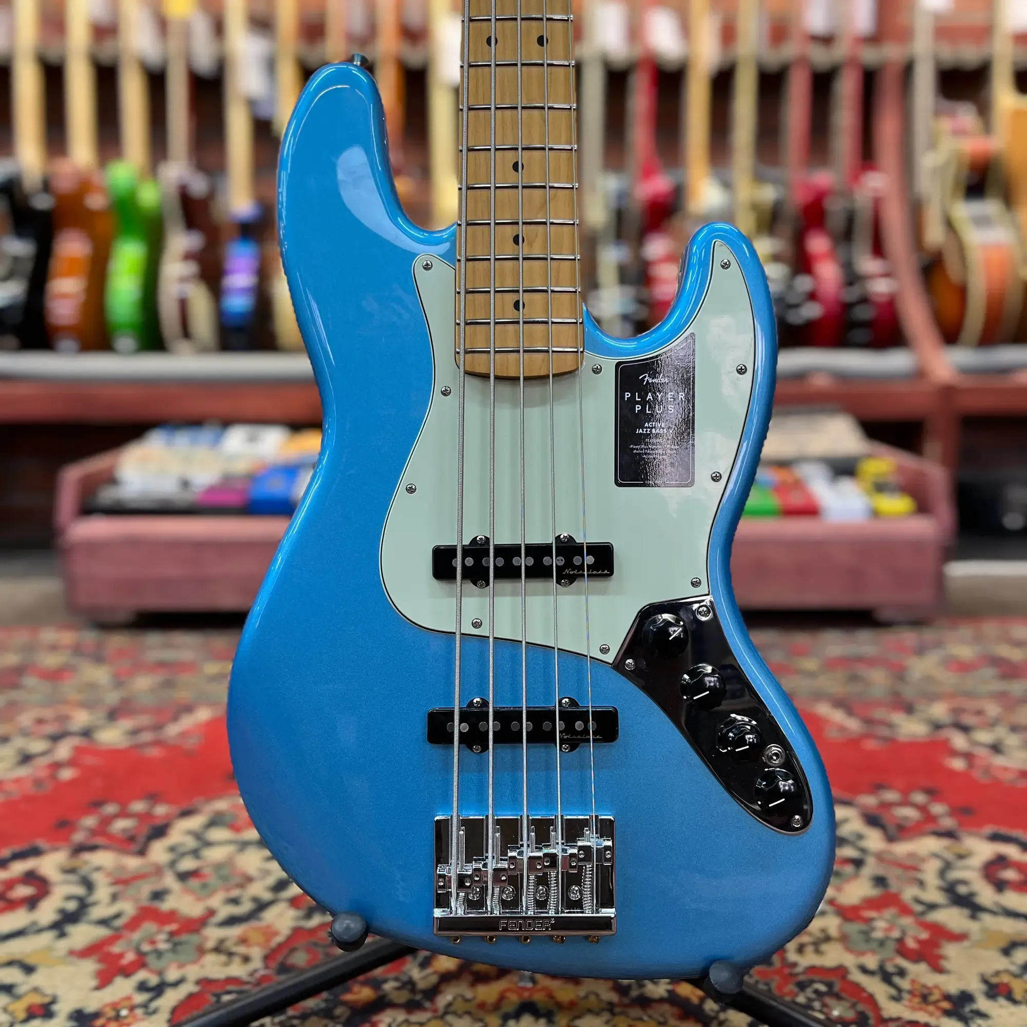 Изображение №9