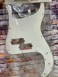 AXL Model PG-376-W 2-Pickup P Bass Pickguard, White