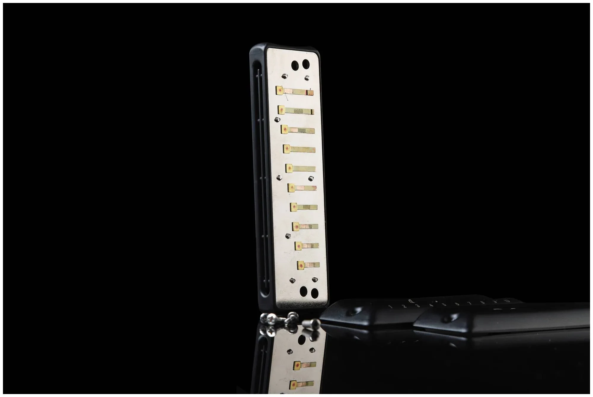 Изображение №8