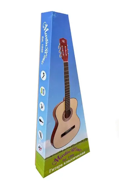 Классическая гитара в наборе MARTIN ROMAS PACK JR-390 NAT