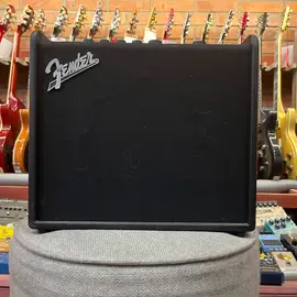 Комбоусилитель для электрогитары Fender Mustang LT25 Black 2010's China