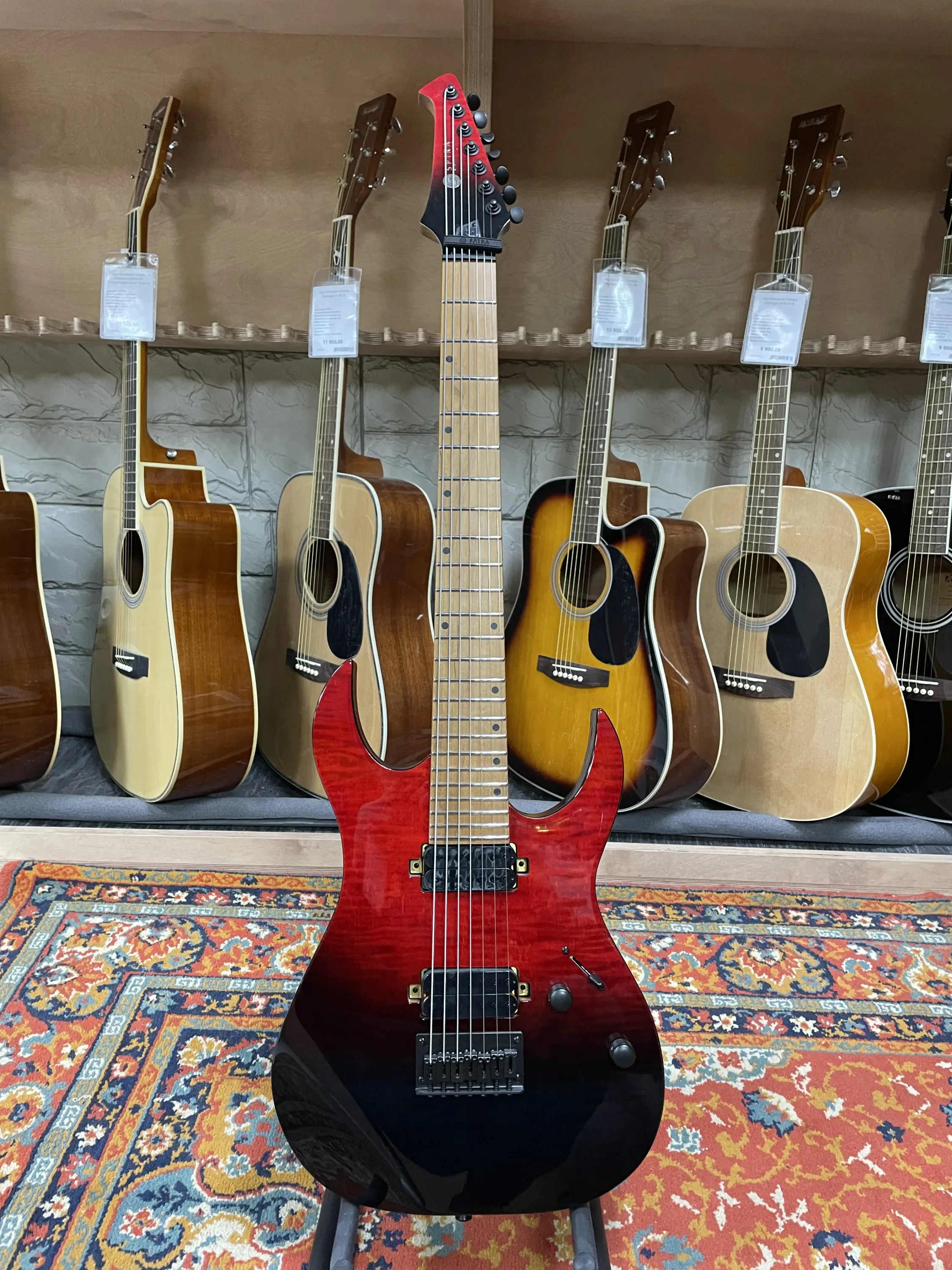 Б/У Электрогитара Spira Guitars S-457 TRD Trans Red