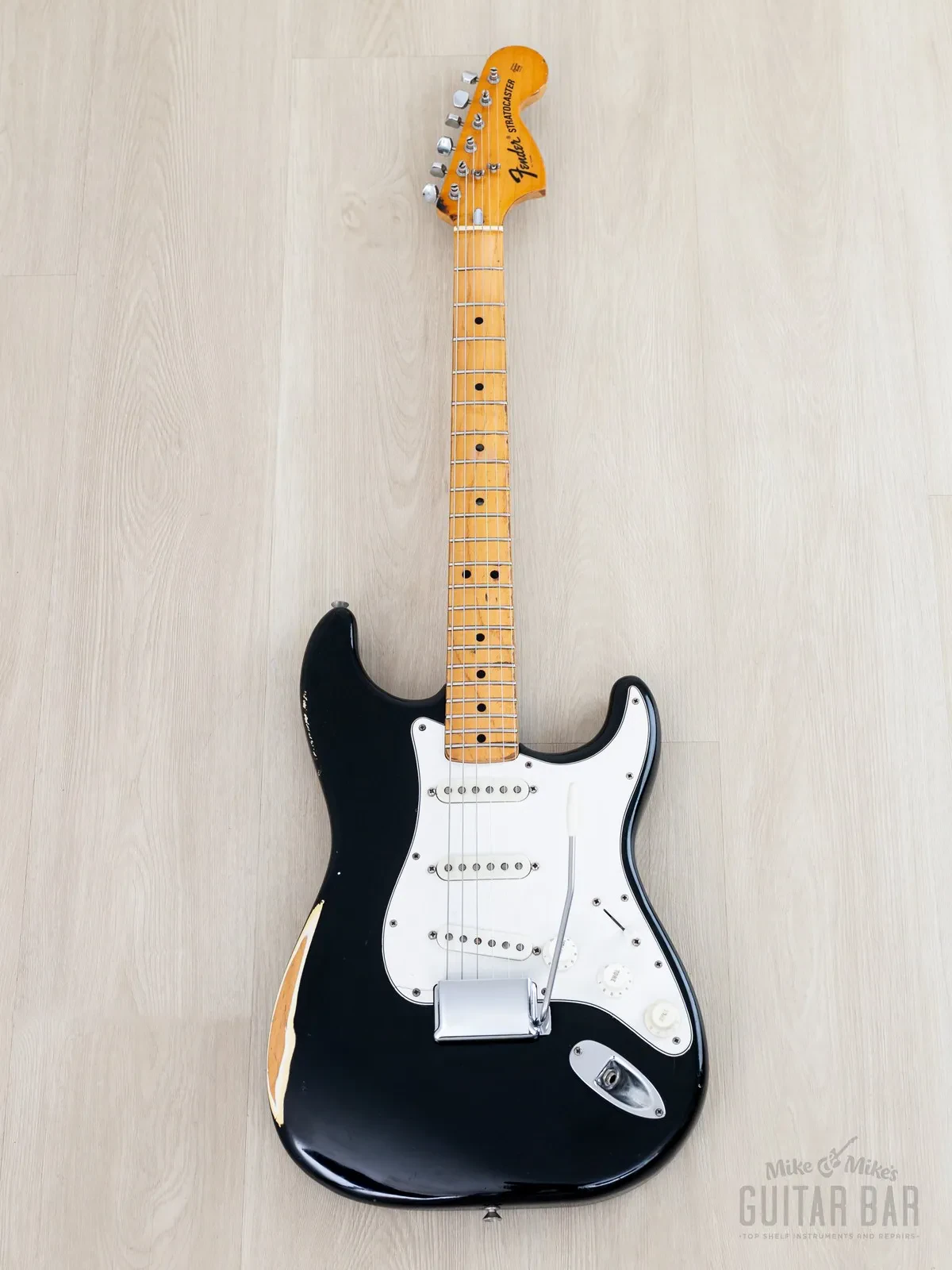 Электрогитара Fender Stratocaster SSS Black w/case USA 1975