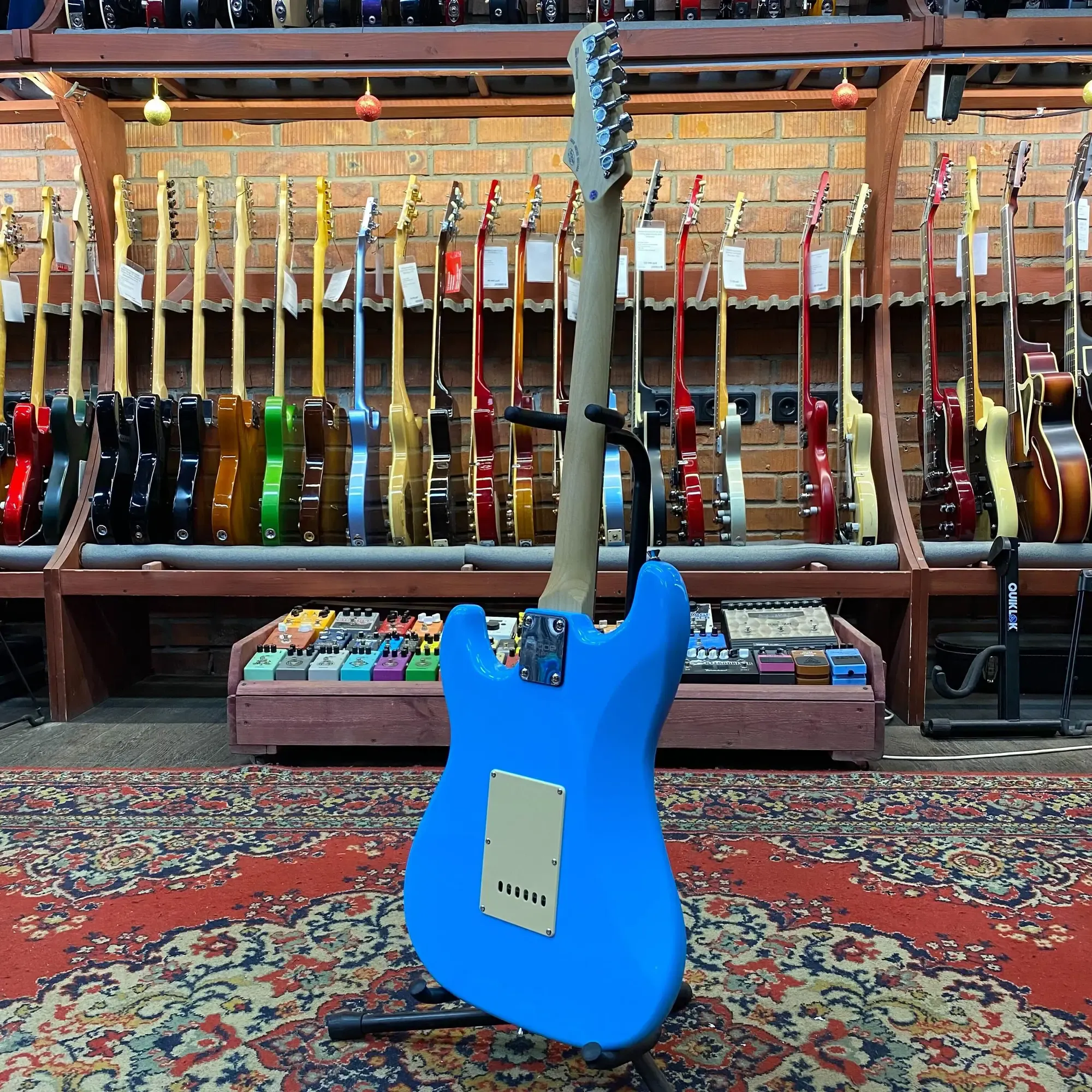 Изображение №11