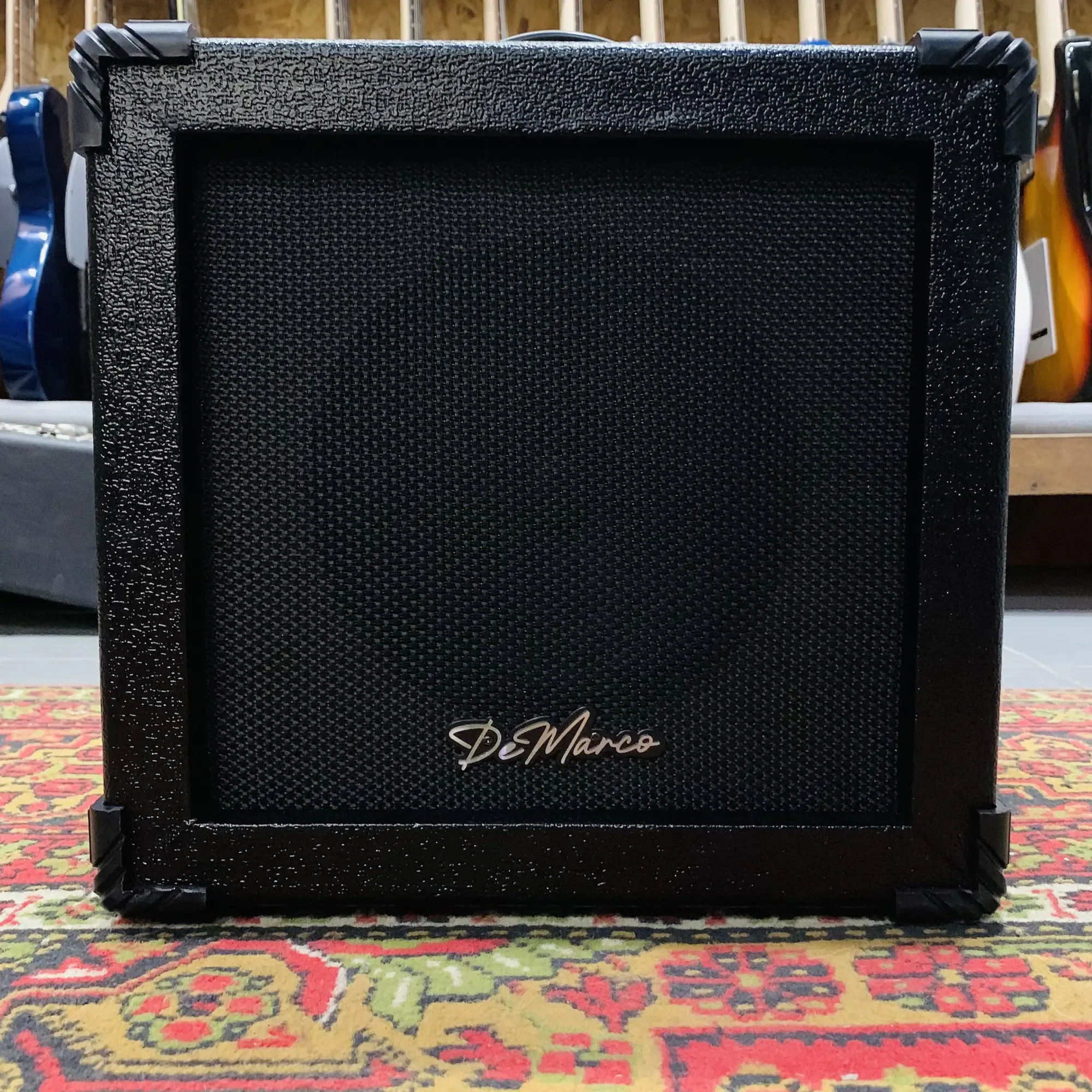 Комбоусилитель для электрогитары DeMarco DMMG-25 Black 25W 1x8