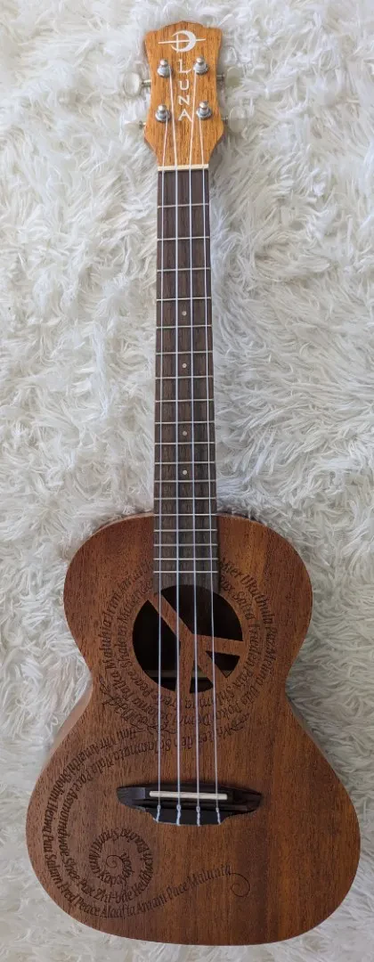 Luna Guitars Maluhia Peace Sign Tenor Ukulele Satin Natural Finish, UKE MALU